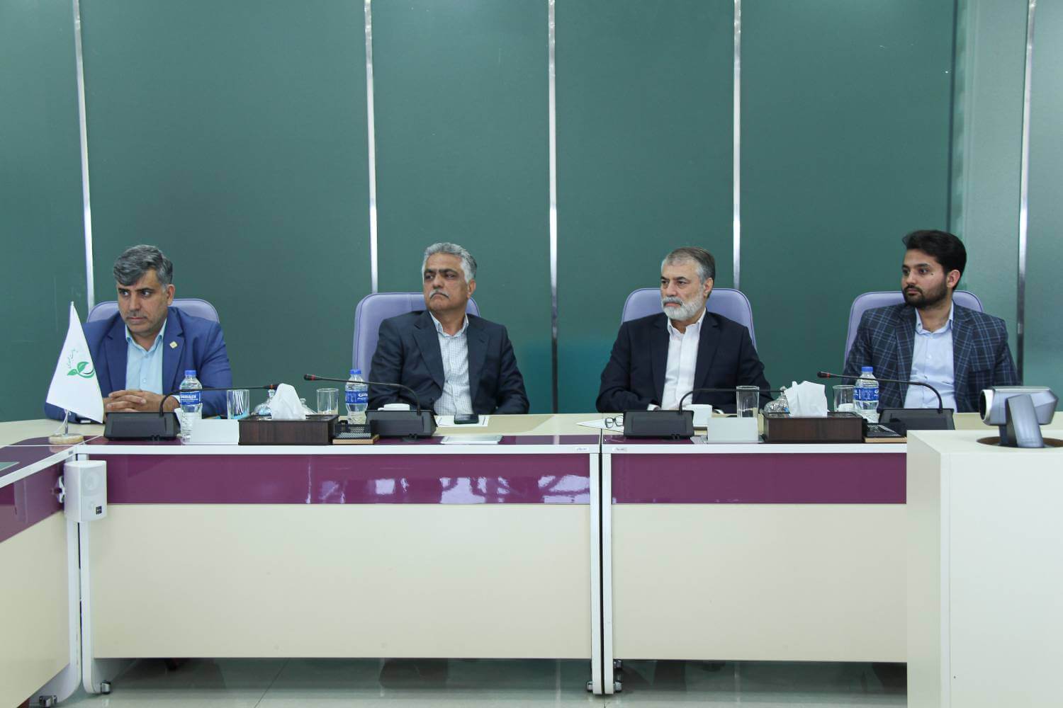 نشست هیات عامل صندوق نوآوری و شکوفایی با اعضای شورای راهبری کنگره کنسر ژنومیکس