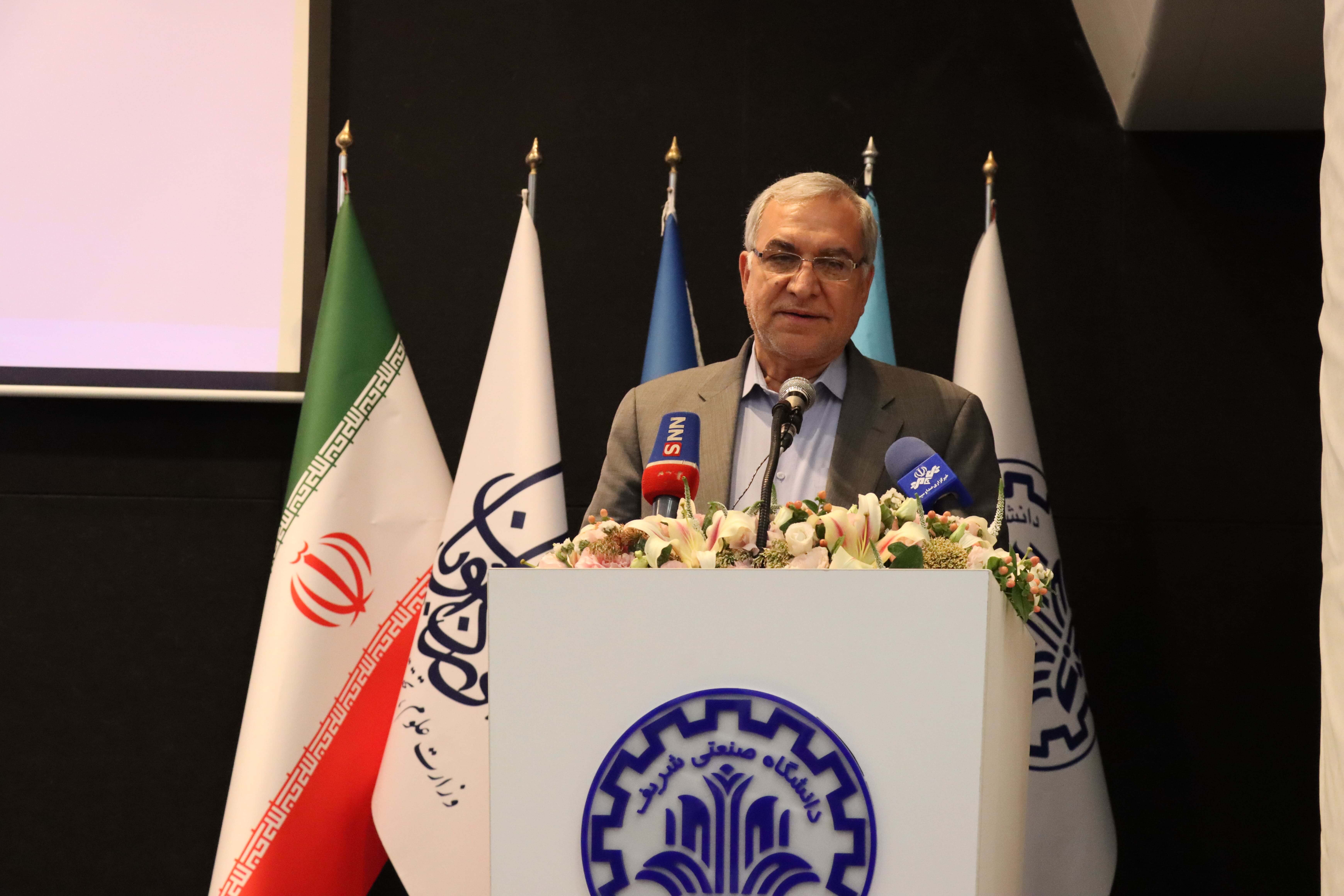 آیین تجلیل از برترین های سی و یکمین جشنواره دانشجوی نمونه کشوری