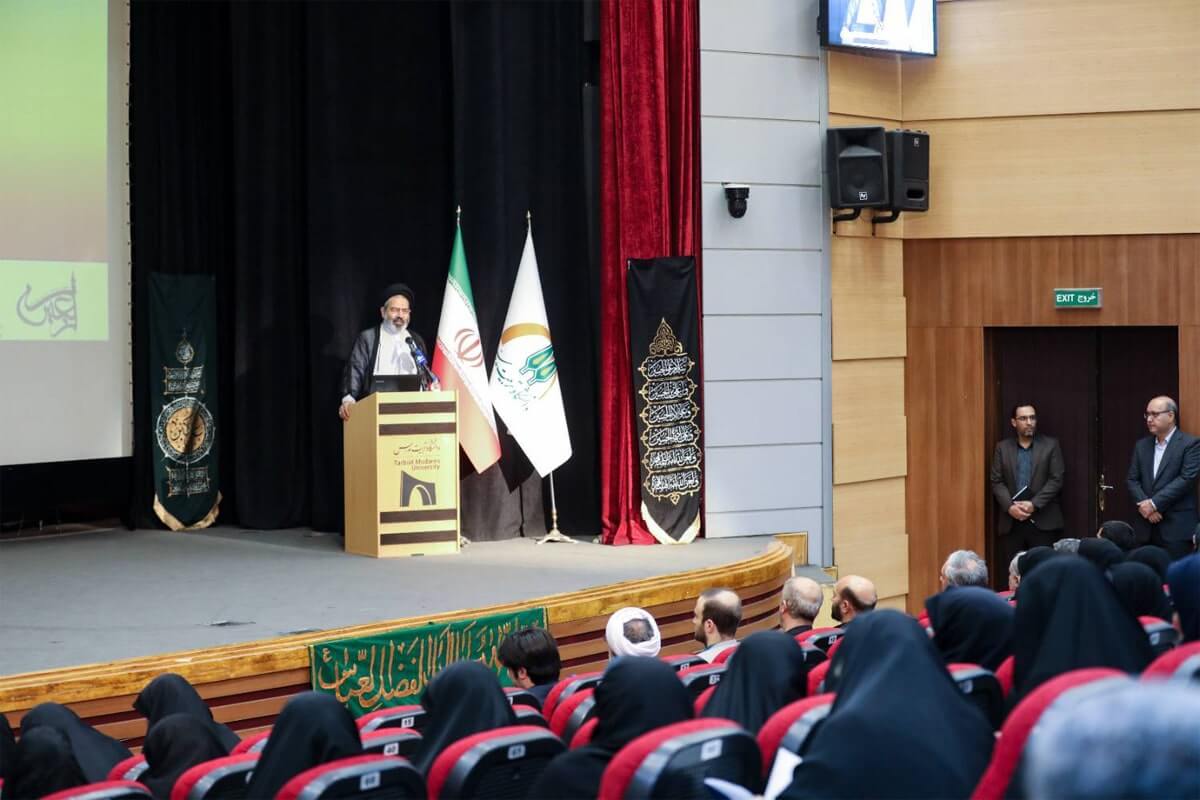 همایش بین‌المللی زنان، تحولات جهانی و اربعین حسینی برگزار شد