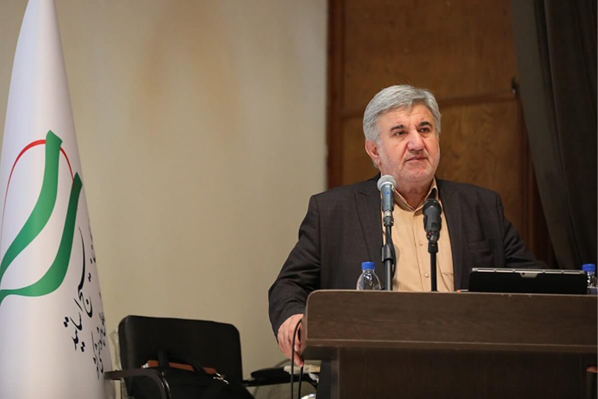 دفاع از حقوق مادی و معنوی همه اساتید دانشگاه‌ها را تکلیف خویش می‌دانیم