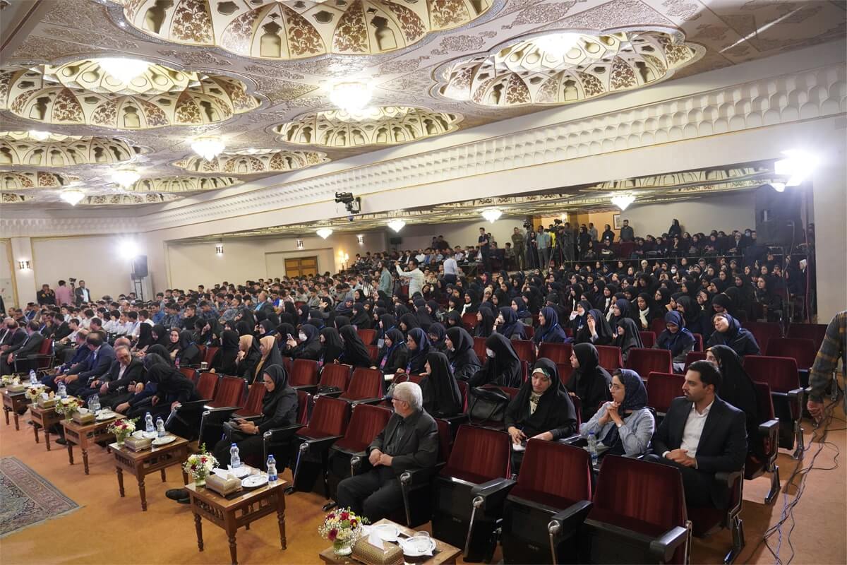 اولین رویداد ملی دانش‌آموزی هوش مصنوعی با حضور معاون علمی رئیس‌جمهور برگزار شد