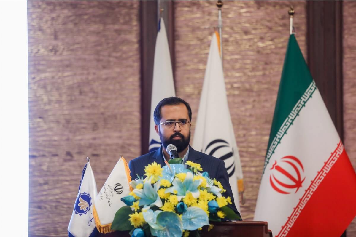 رسالت کشف نایافته‌ها و علوم جدید بر عهده نخبگان است