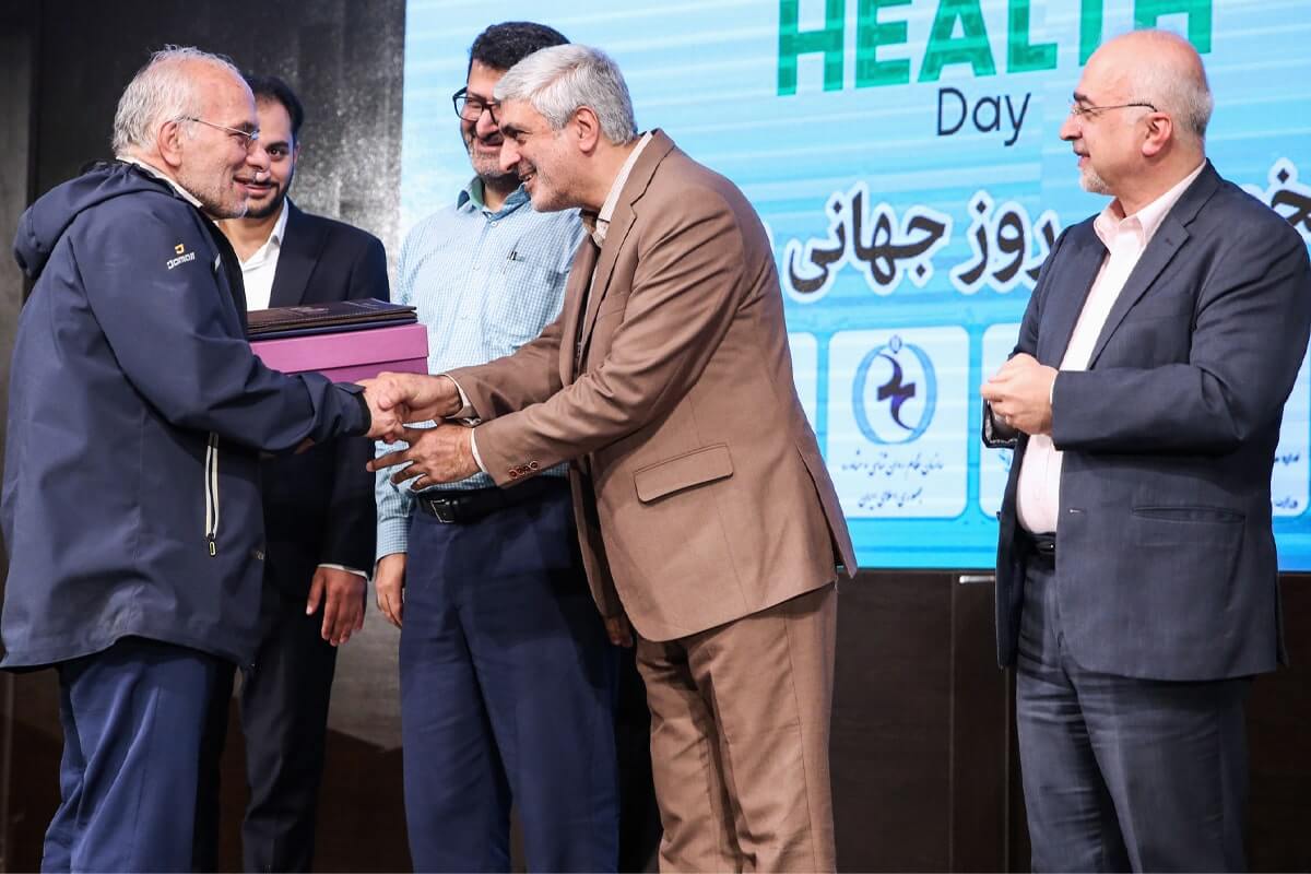 نشست تخصصی روز جهانی سلامت روان در دانشگاه علوم پزشکی ایران برگزار شد