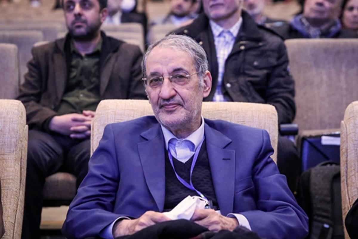 هیچ علمی نباید دانشجو و پزشک مسلمان را از قرآن دور کند