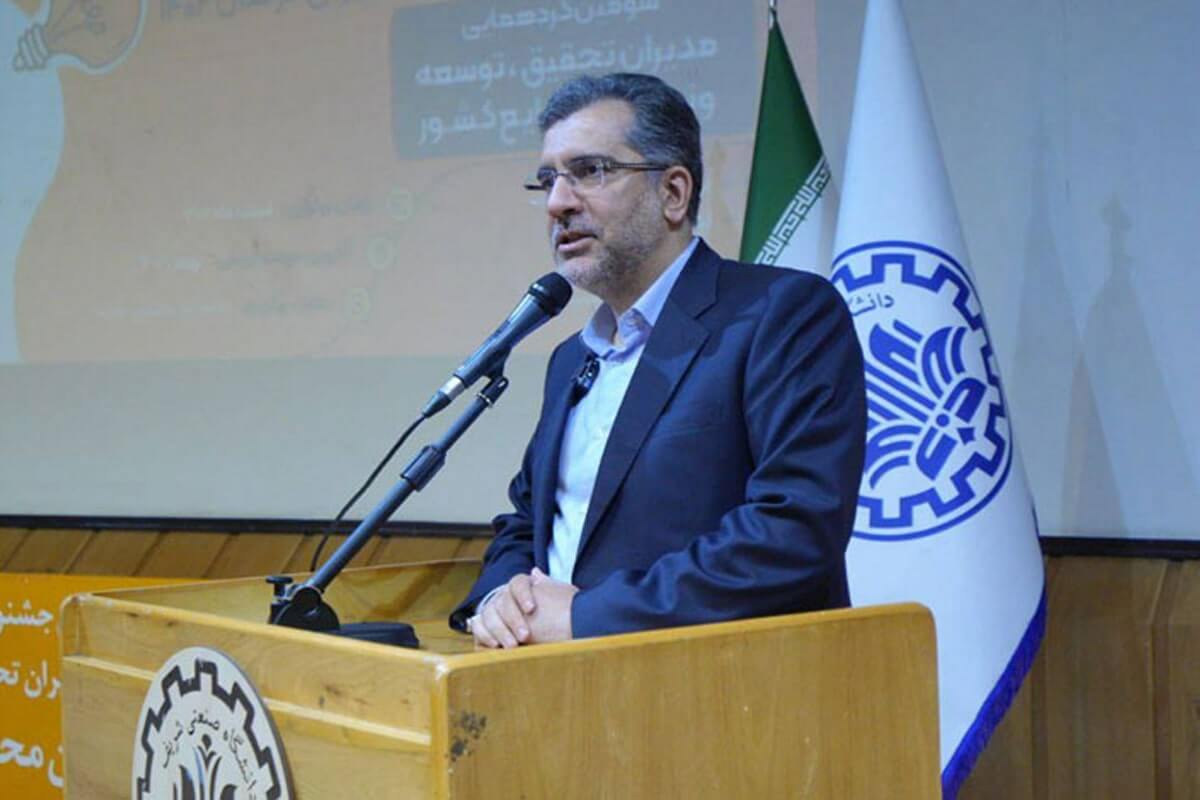 ابزار لیزینگ صندوق نوآوری در خدمت تامین نیازهای فناورانه شرکت های بزرگ از طریق دانش بنیان ها