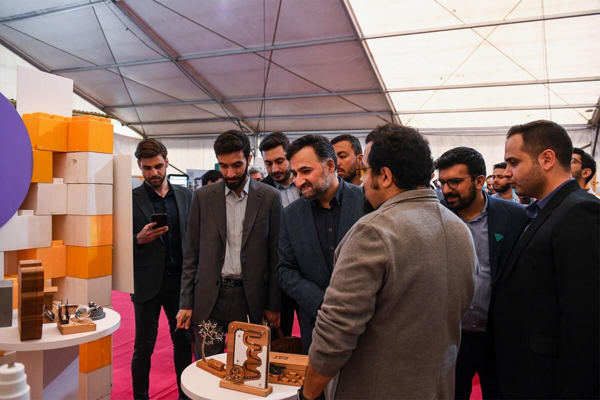 آغاز ماراتن نمایش توانمندی های صنایع خلاق کشور در رویداد ملی مانوین
