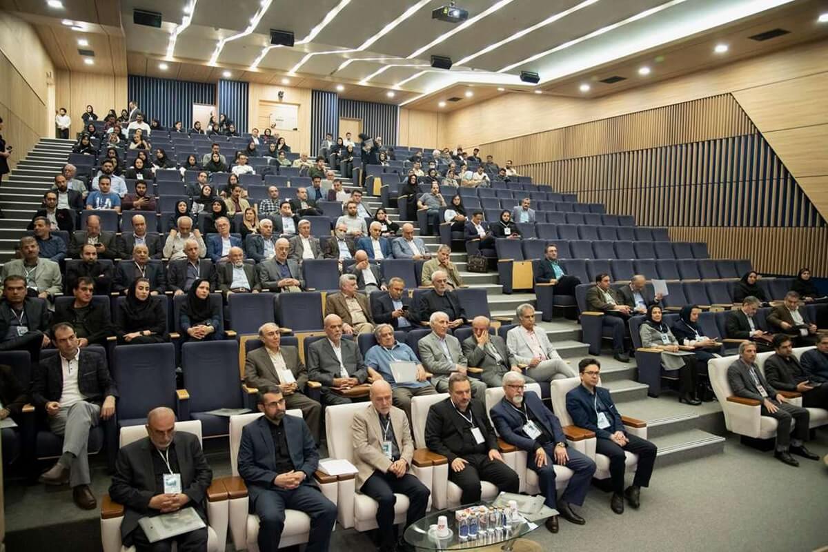 پنجمین کنگره بین المللی و دوازدهمین کنگره ملی انگل شناسی و بیماری های انگلی برگزار شد