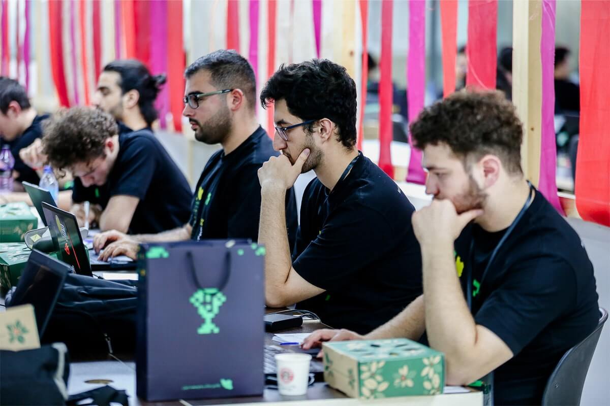 اختتامیه لیگ برنامه نویسی دانشجویی ایران برگزار شد